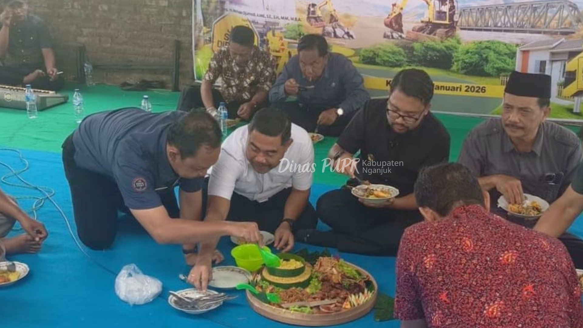 Perkuat Infrastruktur Desa, Wabup Nganjuk Resmikan Jalan di Desa Rowomarto