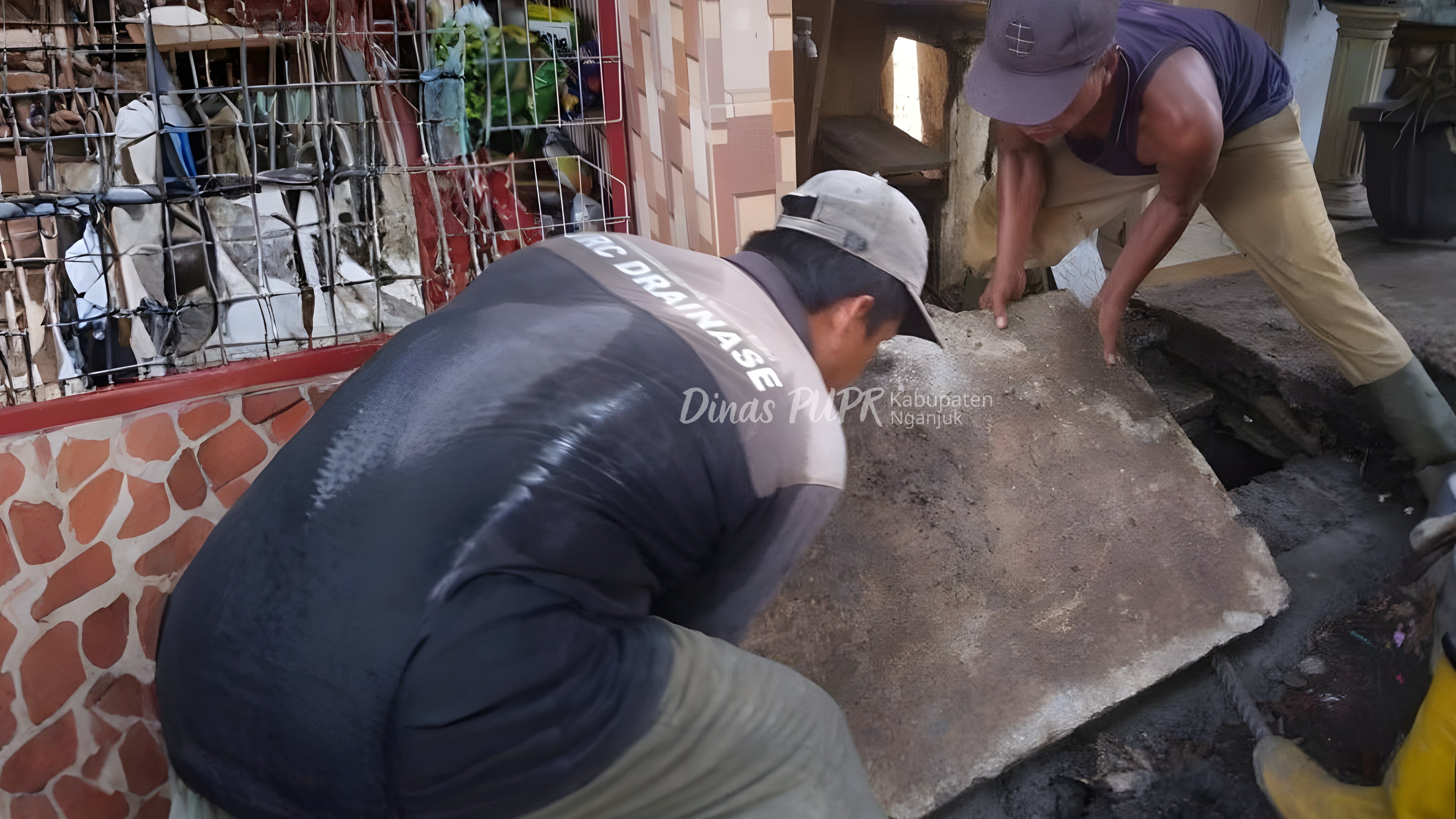 Dinas PUPR Nganjuk Bergerak Cepat Perbaiki Drainase Jelang Musim Hujan