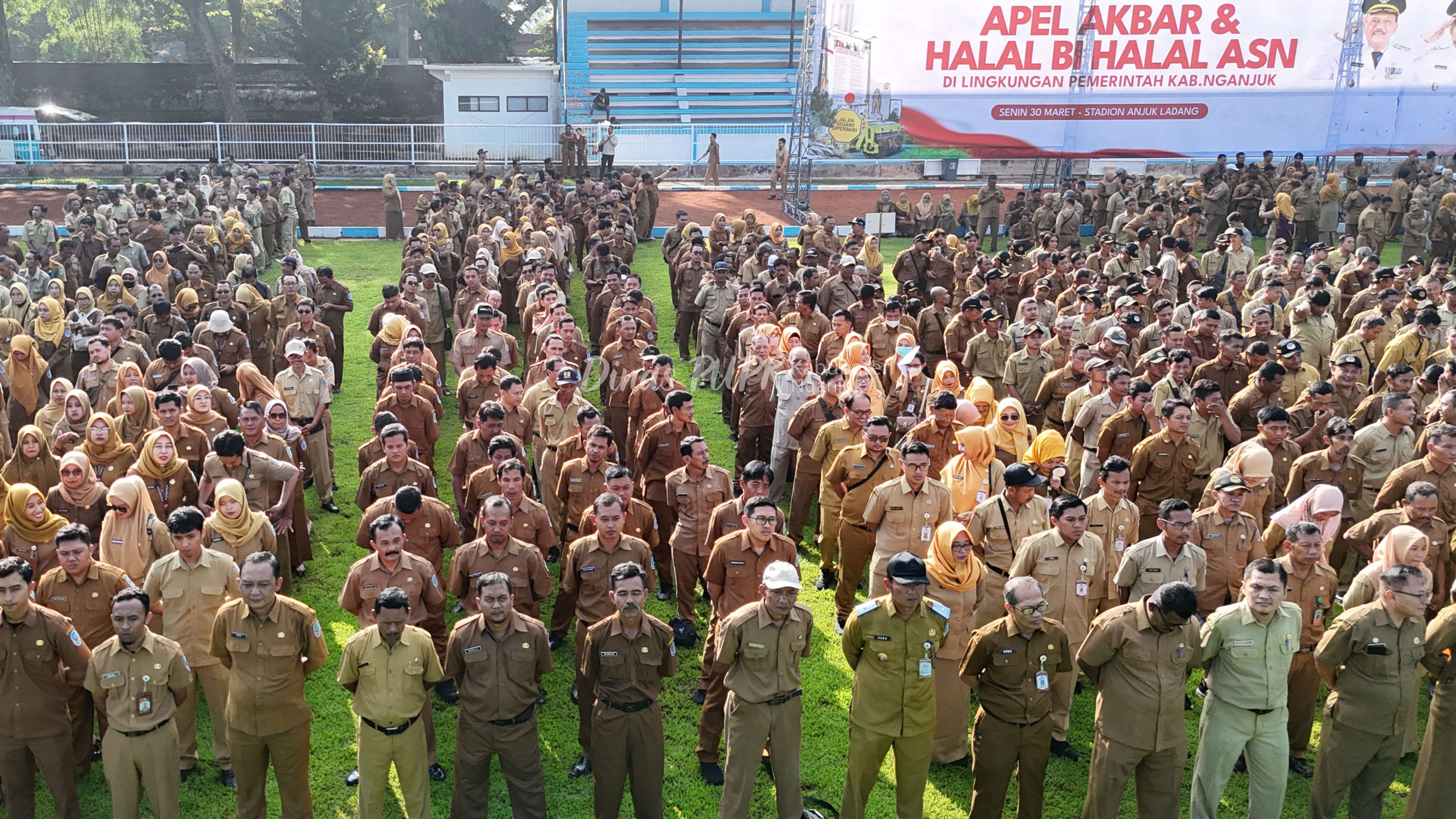 Semangat Kebersamaan, Dinas PUPR Ikuti Apel Akbar dan Halal Bihalal ASN dilingkup Pemkab Nganjuk