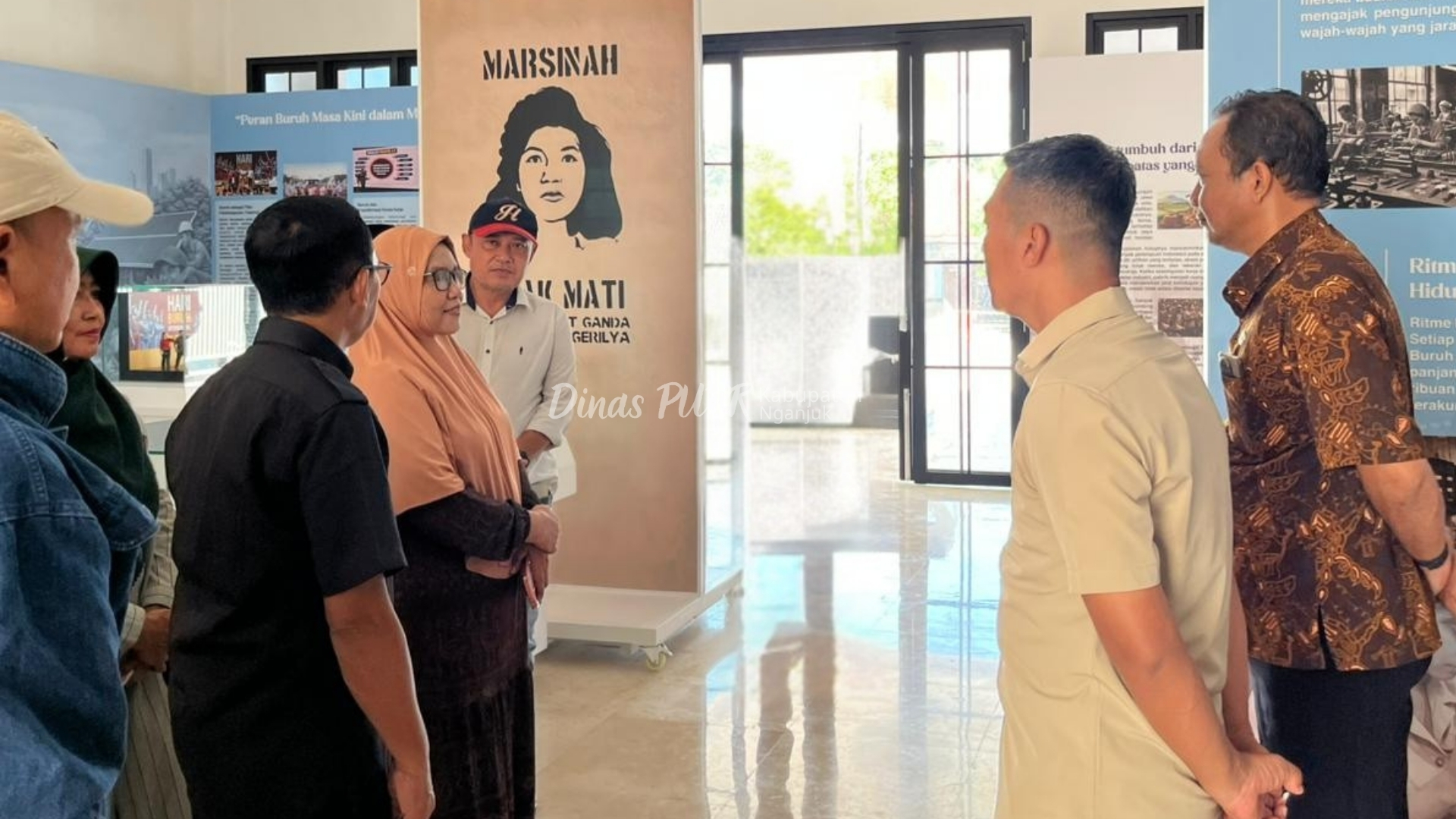 Jelang Peresmian Presiden, Plt Kadis PUPR Dampingi Komisi III DPRD Tinjau Museum Marsinah di Desa Nglundo