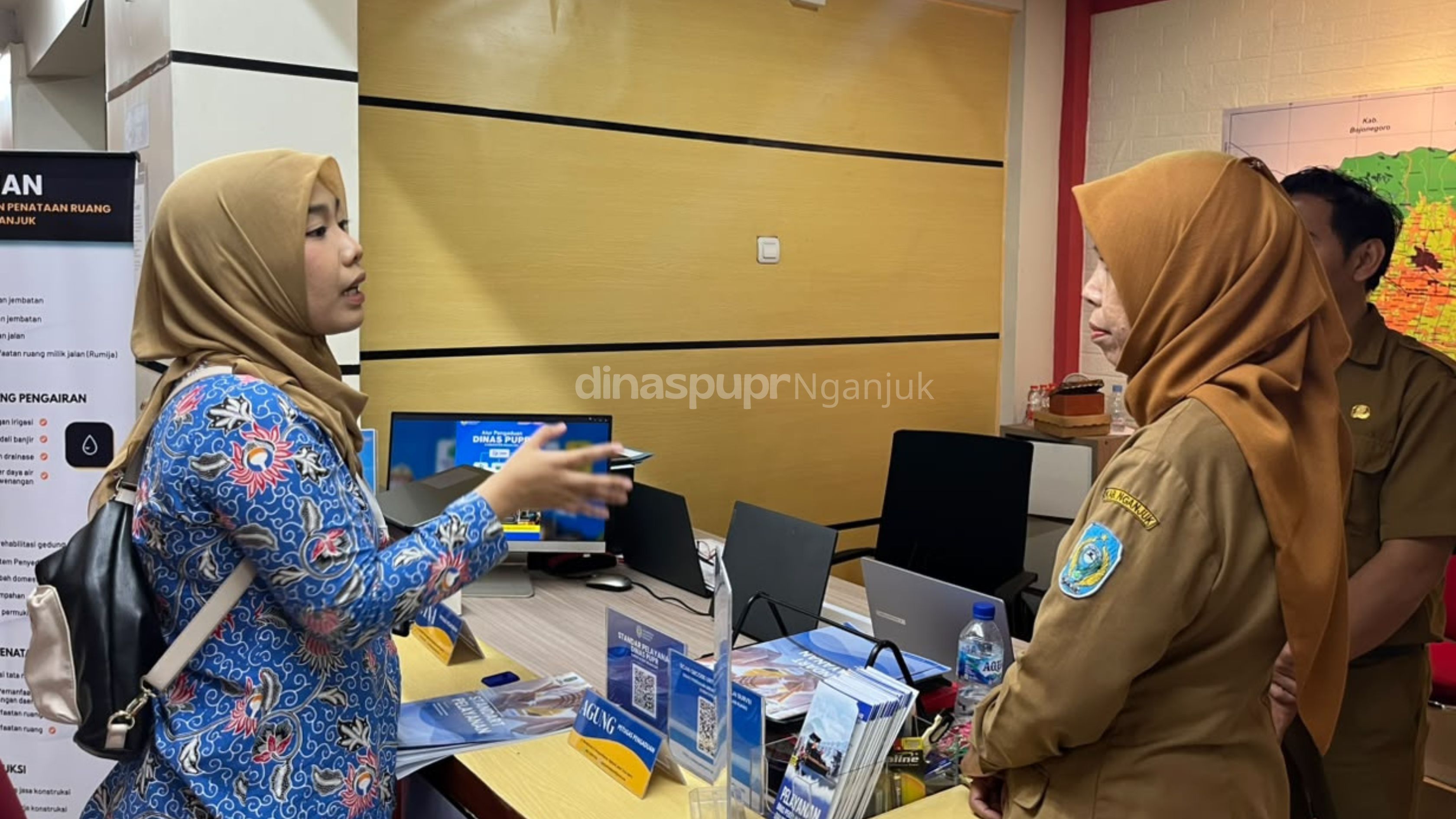 Layanan Prima Dinas PUPR Nganjuk Raih Respon Positif Warga di Mall Pelayanan Publik