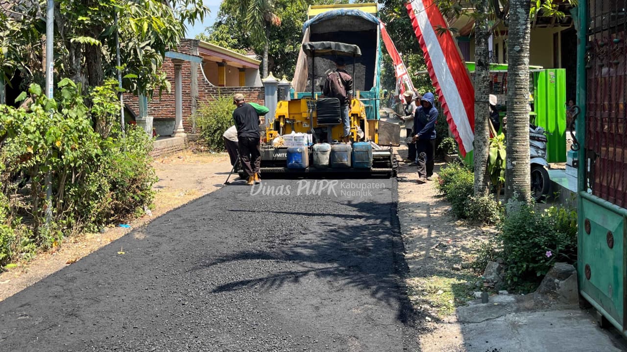 Jalan Bukur Ditingkatkan, Mobilitas dan Kegiatan Ekonomi Warga Diharapkan Makin Lancar