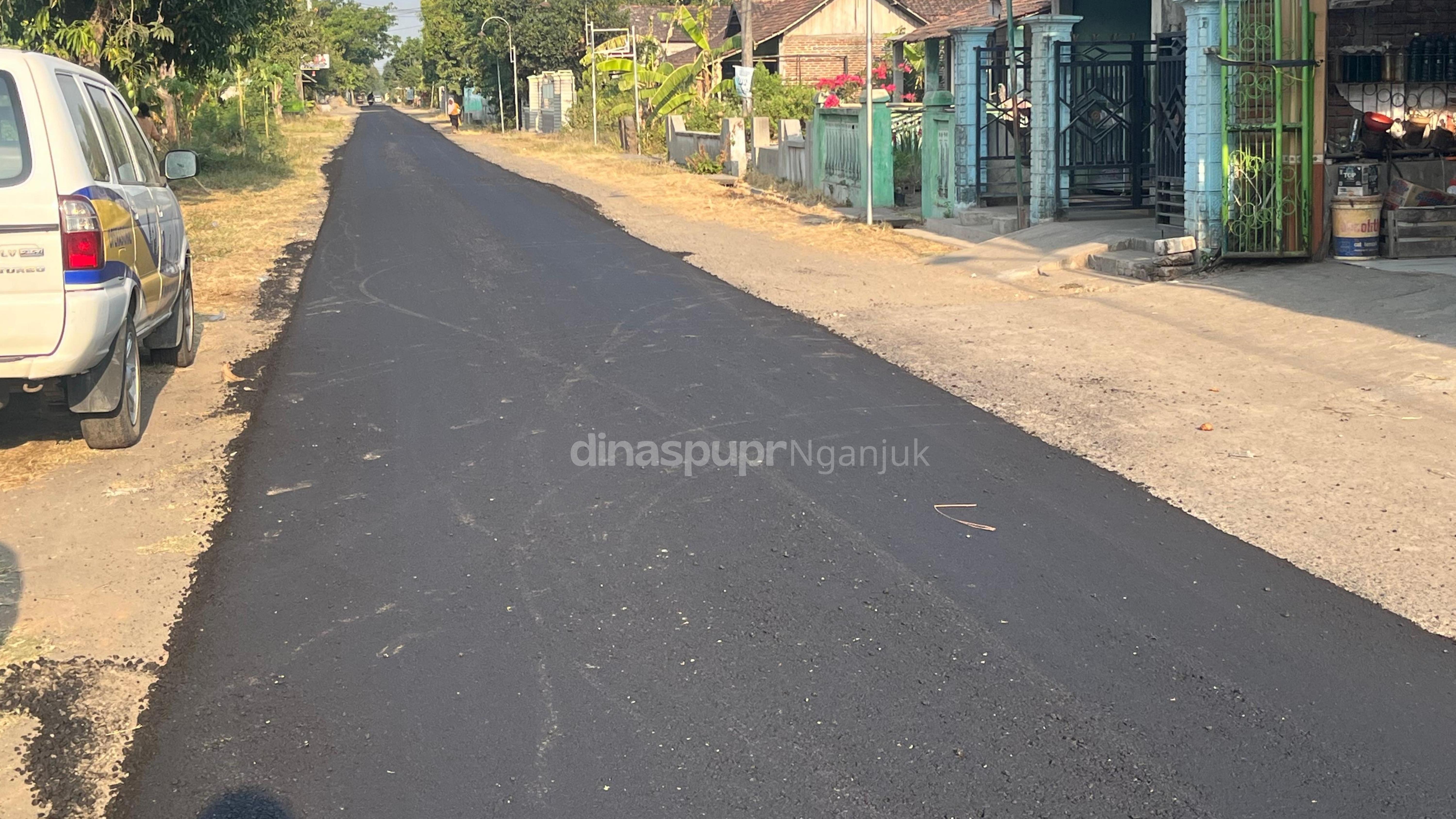 Ruas Jalan di Blitaran - Sukomoro Kini Lebih Mantap