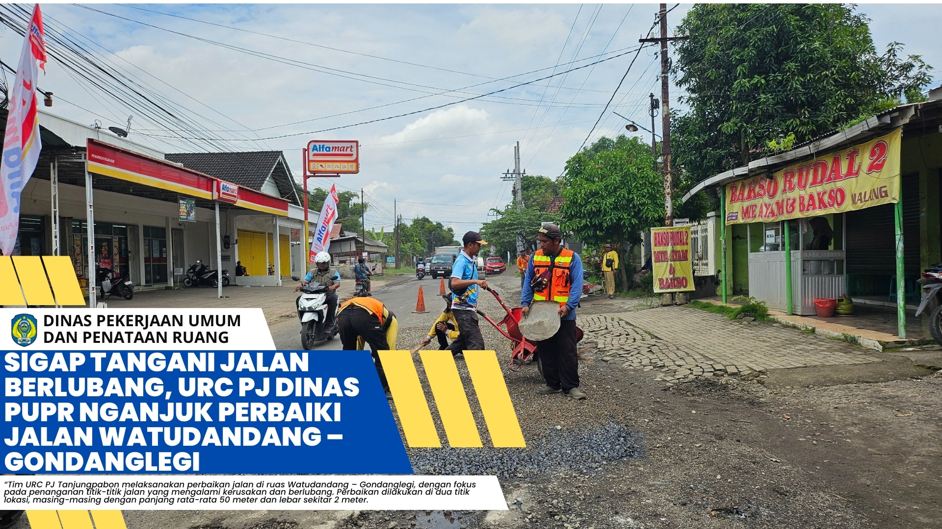 Sigap Tangani Jalan Berlubang, URC PJ Dinas PUPR Nganjuk Perbaiki Jalan Watudandang – Gondanglegi